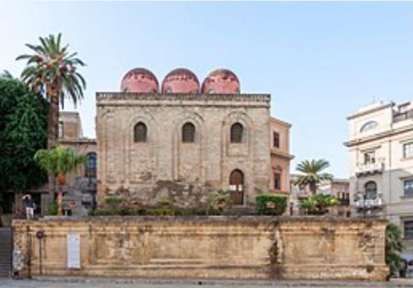 Ciuriciuriapartment Palermo Bagian luar foto